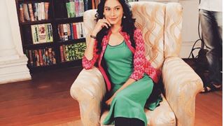 #Stylebuzz: Aneri Vajani has a SPECIAL Fashion Designer for Beyhadh!! Thumbnail