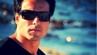 #BREAKING: Iqbal Khan to enter Bahu Hamari Rajni_kant!