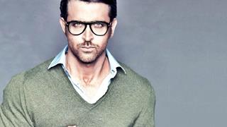 Hrithik Roshan ROASTS Tommy Hilfiger on Twitter for a genuine reason..