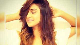 When Krystle Dsouza couldn't believe how 'WEIRD' her own scene in 'Brahmarakshas' was! Thumbnail