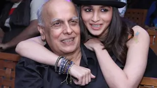 Mahesh Bhatt shares a beautiful message for daughter Alia Bhatt Thumbnail