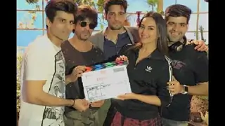 'Ittefaq' shoot begins with SRK on set Thumbnail