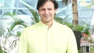 Vivek Oberoi keen to play custom officer Thumbnail