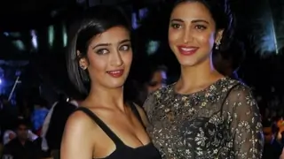 Happy Akshara is working with Ajith: Shruti Haasan Thumbnail