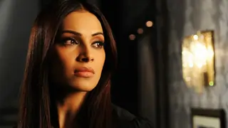 When Bipasha Basu was asked to do this SURGERY Thumbnail