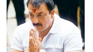 Sanjay Dutt's OFFICIAL STATEMENT after his bodyguards THRASHED people
