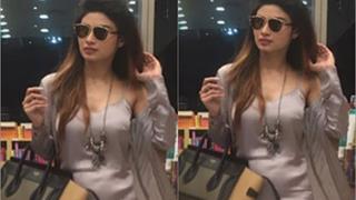 #Stylebuzz: You Can't Miss Mouni Roy's Stellar Airport Look