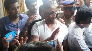 Sonu Nigam lives upto his words, SHAVES his head: Fresh Pics Below