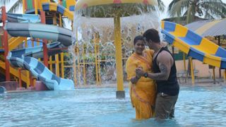 Lucky and Badho's ROMANTIC day out at water park!