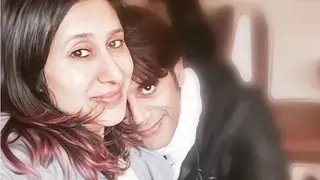 #CONGRATULATIONS: Karanvir Bohra and Teejay Sidhu complete a DECADE of togetherness! Thumbnail