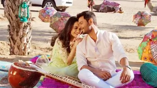 Did you know that Sanjeeda Shaikh has a NO-KISSING clause in her contract? Thumbnail
