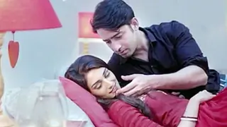 Shaheer talks about demanding 'privacy' to shoot a ROMANTIC scene with Erica.. Thumbnail