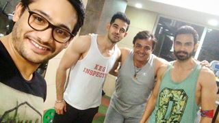 'Bin Kuch Kahe' boys bond over workout sessions thumbnail