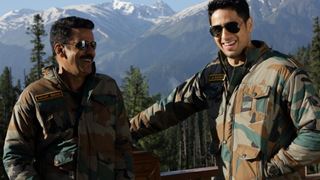 Sidharth Malhotra and Manoj Bajpayee shoot in Kashmir!