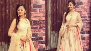 #Stylebuzz: Helly Shah's Fancy Anarkali Gown Will Brighten Your Rainy Monsoon Day Thumbnail