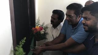 Prakash Raj gives house as Eid gift to poor family Thumbnail