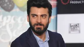 Yet Again! Fawad Khan to be REPLACED by this Bollywood Superstar Thumbnail