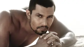 Randeep Hooda urges Modi to save tiger reserves Thumbnail