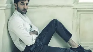 Ranbir Kapoor to start Ayan's next from mid-October! Thumbnail