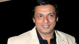 'Indu Sarkar' cleared by CBFC revising committee, Bhandarkar relieved Thumbnail