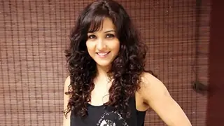 Neeti Mohan, Raftaar to come together for an award show! Thumbnail