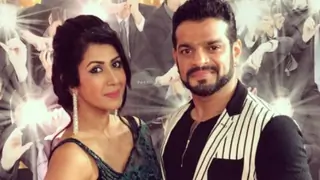 When Karan Patel created his own kind of 'DDLJ moment' with wife, Ankita Bhargava! Thumbnail