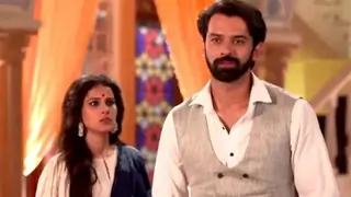 Shivani Tomar has a compliment for co-actor Barun Sobti! Thumbnail