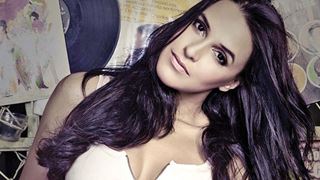 Neha Dhupia urges support for education of girls!