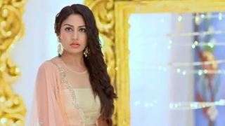 Surbhi Chandna talks about her REEL life wedding and future career plans! thumbnail