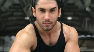 Playing Porus is a big responsibility - Laksh Lalwani Thumbnail