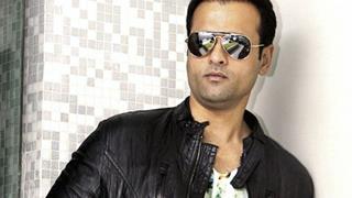 Rohit Roy to host 'The Drama Company'