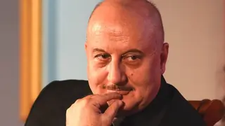 Teachers in any form are actual heroes: Anupam Kher Thumbnail