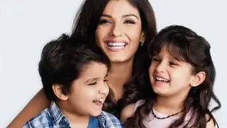 Raveena gets nostalgic Thumbnail