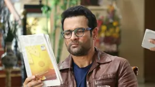 "Web gives you the freedom to do things you can't do on Indian Television" - Rohit Roy Thumbnail