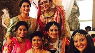 When these 'Kuch Rang Pyar Ke ..' actors unexpectedly bumped into each other in Dubai! Thumbnail