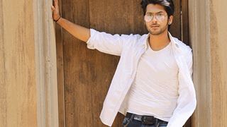 Woah! Actor Namish Taneja is in a RELATIONSHIP