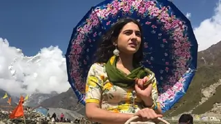 Sara Ali Khan to wait till Kedarnath's release before signing her next Thumbnail