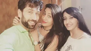 Surbhi Chandna aka Anika bids an EMOTIONAL goodbye to this co-star from 'Ishqbaaaz' Thumbnail