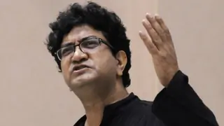 Telugu version of 'Mersal' same as Tamil: Prasoon Joshi