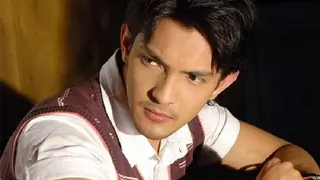 A person can't grow in comfort zone: Aditya Narayan Thumbnail