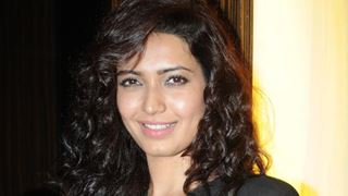 Karishma Tanna turns host for this show... Thumbnail