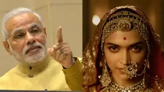 WHAT? PM Modi to be BLAMED for "Padmavati's" Postpone? Thumbnail