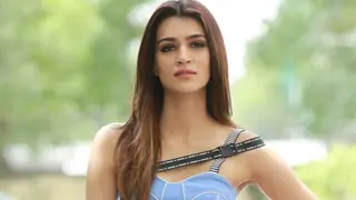 How 'foodie' Kriti Sanon keeps fit Thumbnail