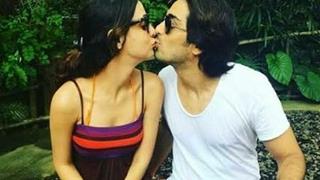 Aww! Sanaya Irani had the most ADORABLE gift for husband & birthday boy, Mohit Sehgal Thumbnail