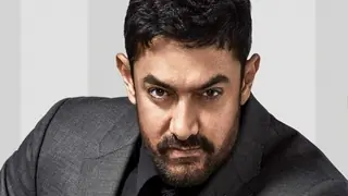 Aamir Khan backed out form "Salute" due to this reason... Thumbnail