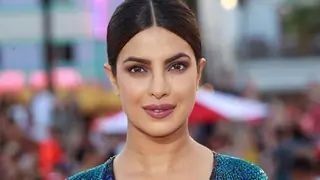 Priyanka Chopra extends her support to "Padmavati" Thumbnail