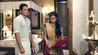 Uma and Kanak get romantic on 'Tu Sooraj Main Saanjh Piyaji'!