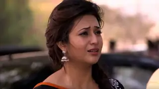 Divyanka Tripathi dearly MISSES these former co-stars from 'Yeh Hai Mohabbatein' Thumbnail