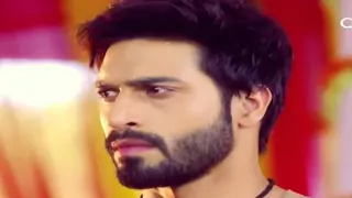 Guess who accompanied Vijayendra Kumeria on the sets of 'Udaan' Thumbnail