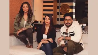 Aishwarya Rai Bachchan-Abhishek Bachchan ENDED 2017 with Gauri Khan! Thumbnail